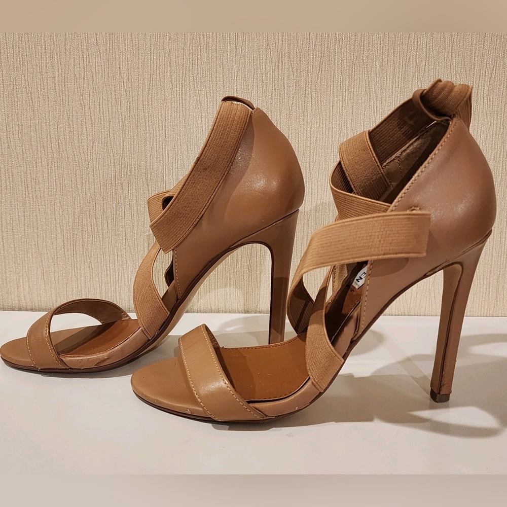 Steve Madden Open Toe Neutral Color Heels w/Elastic Crossing Straps sz 6 - Picture 2 of 14